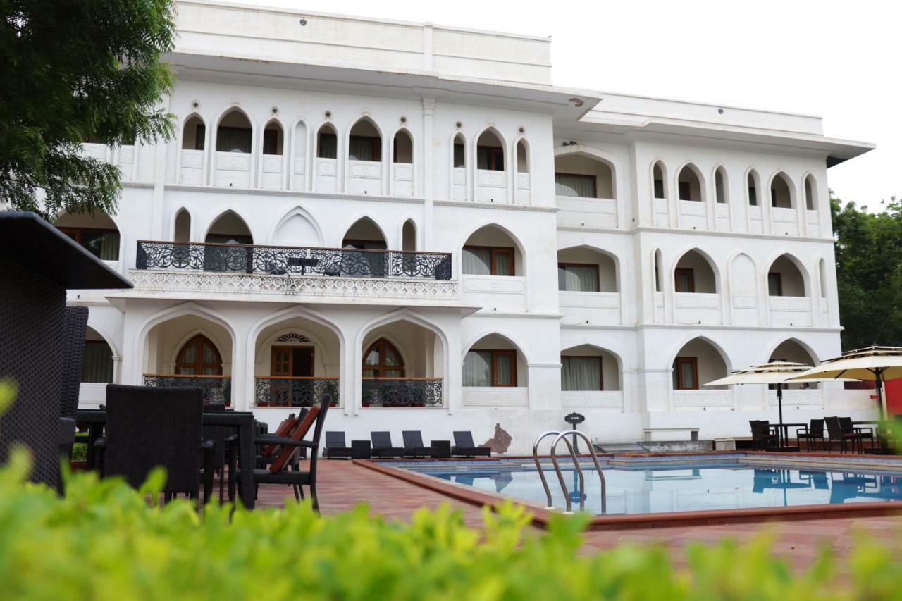 Maharaja Ganga Mahal Hotel Bikaner Exterior photo